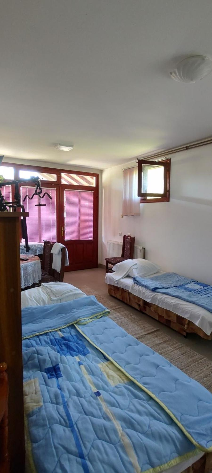 Guesthouse Tadic Гуча Экстерьер фото